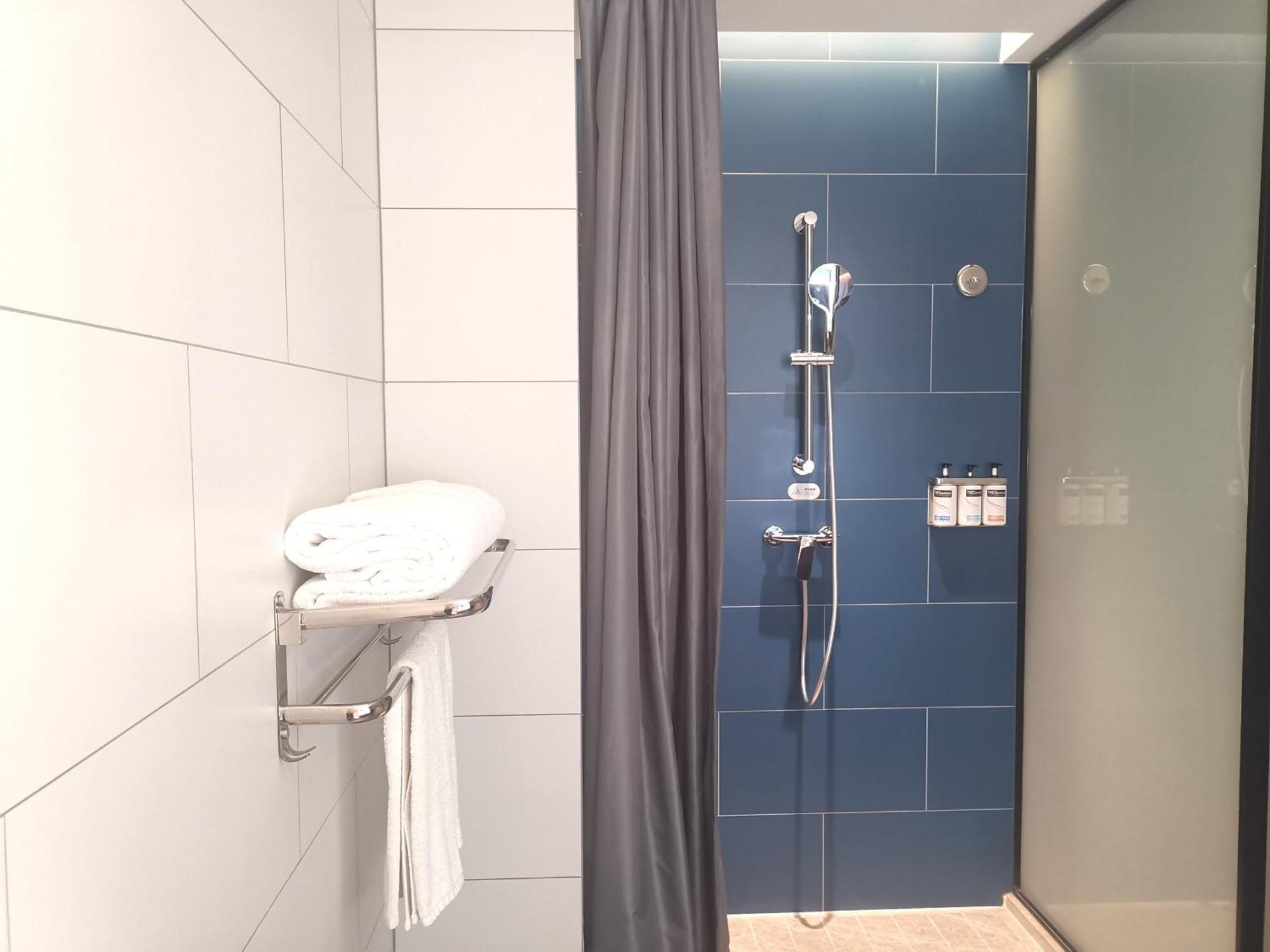 Holiday Inn Express Shanghai Expo Centre By Ihg Luaran gambar